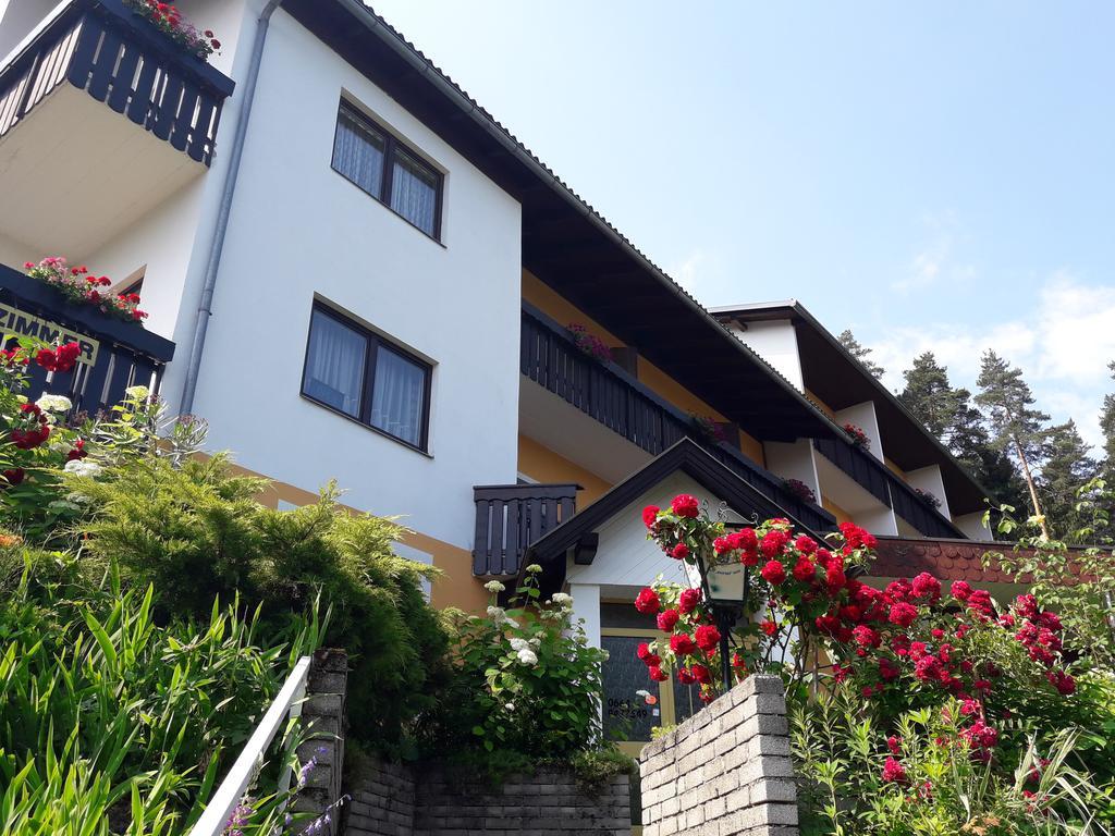 Ferienpension Garni Hubert Rigelnik Sankt Kanzian am Klopeiner See Екстериор снимка
